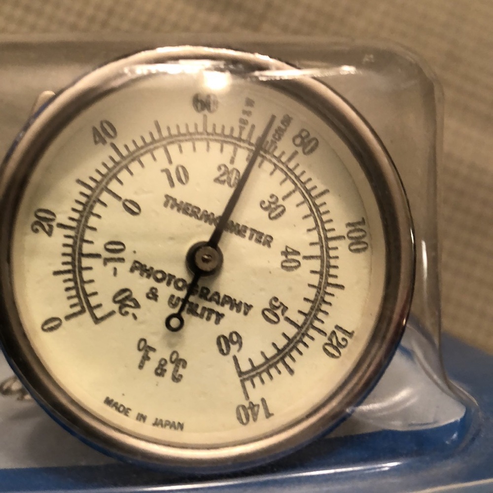 PHOTOGRAPHY & UTILITY THERMOMETER - MADE IN JAPAN FAHRENHEIT & CELSIUS - #341